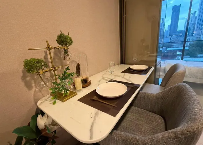 Modern Asoke Apartment